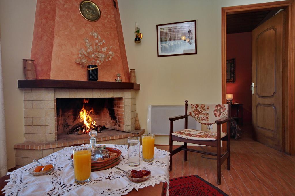 Hotel Agropoli à Nimfasía Extérieur photo